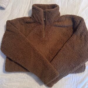 Eddie Bower quarter zip, fleece soft and cozy pullover.Size women's small. Brown